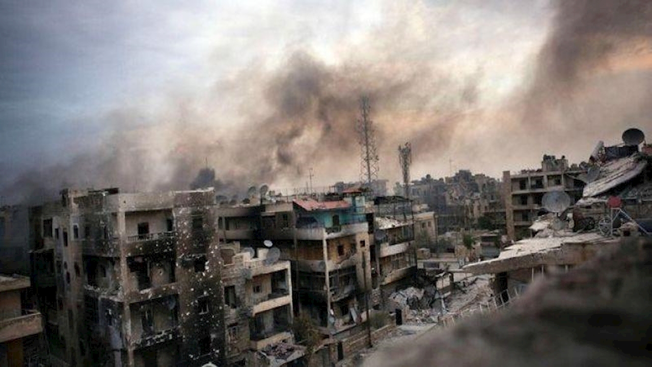 حلب تنادينا وتستغيث بنا